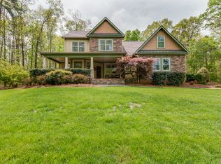 13 Lantern Light Trl, Cartersville, GA 30120
