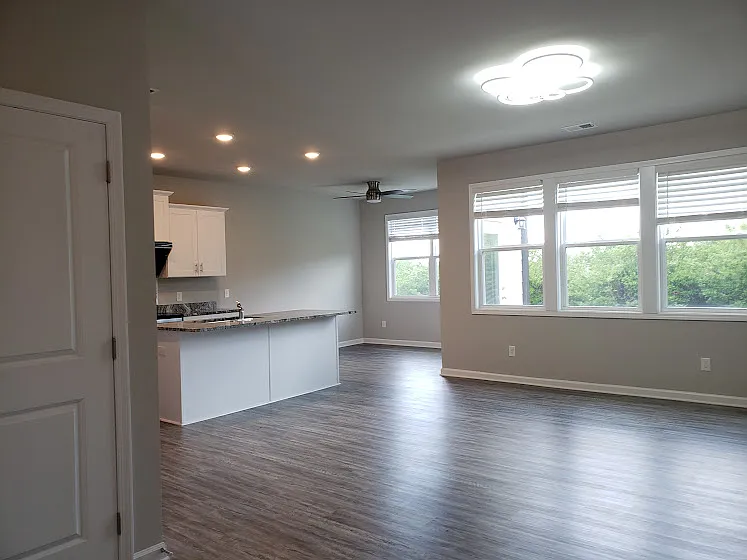 138 Millers Ln — Photo 9