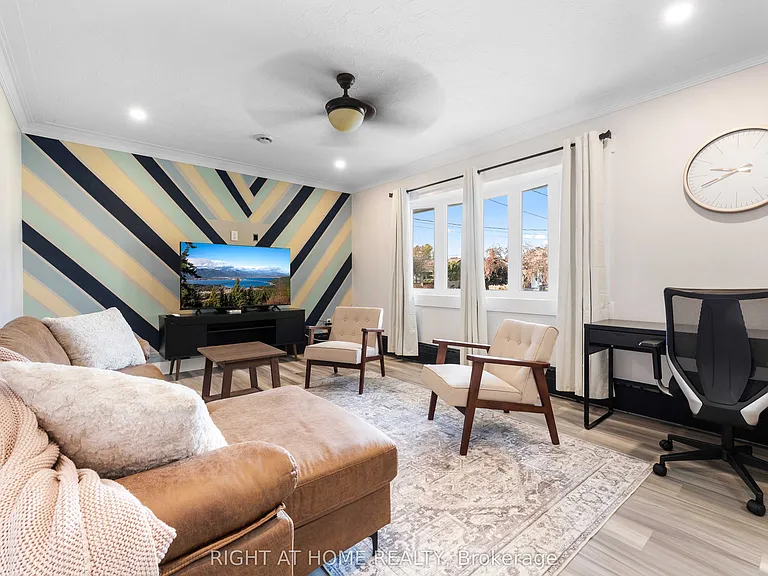 47 Marshall Ave — Photo 4