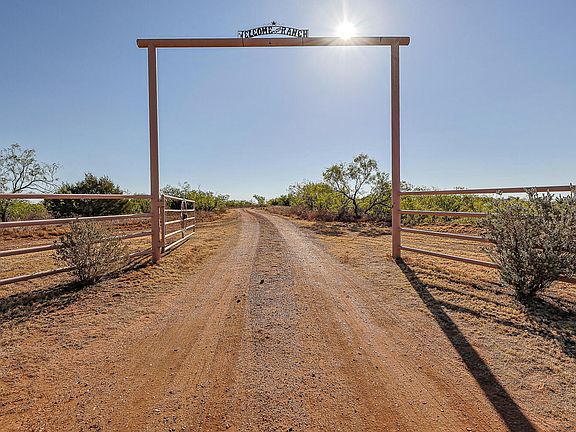 2nd image of 1296 County Road 368