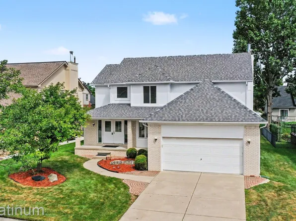 2613 Marcus Dr, Troy, MI 48083