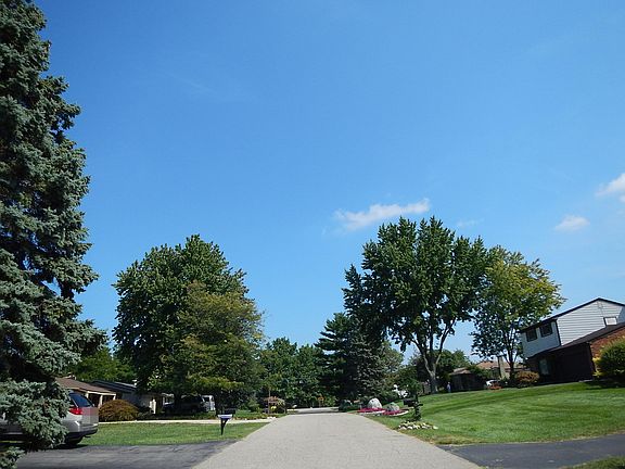 5th image of 4917 Southview Dr