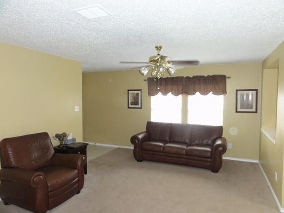5th image of 3305 Chapel Wood Ct