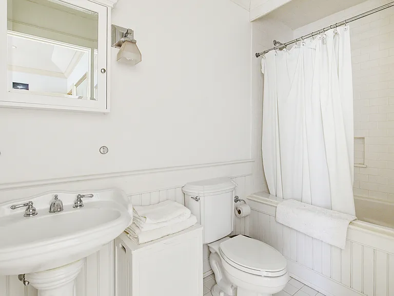 143 Northside Dr — Photo 27