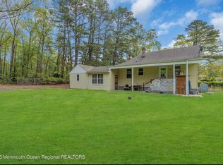 610 Pine St, Jackson, NJ 08527