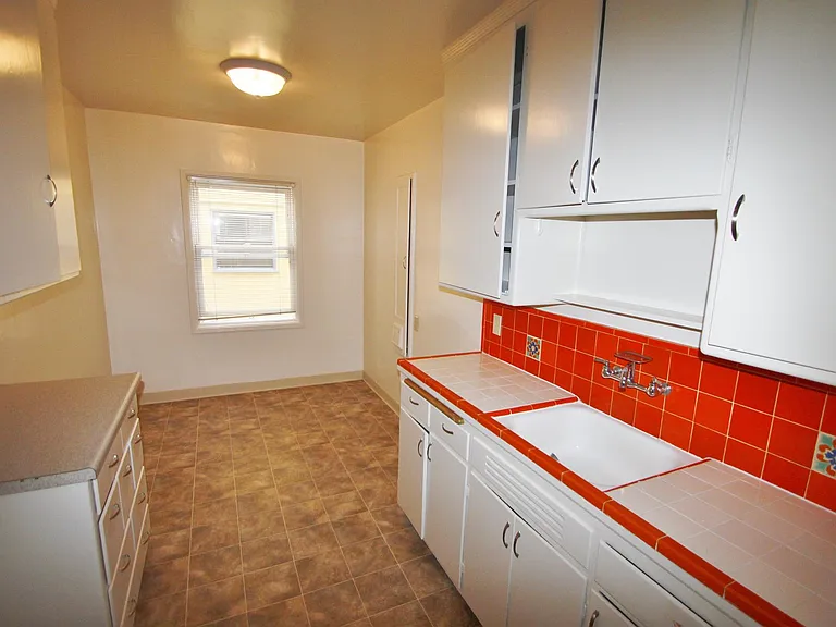 943 Solano Ave #7 — Photo 5