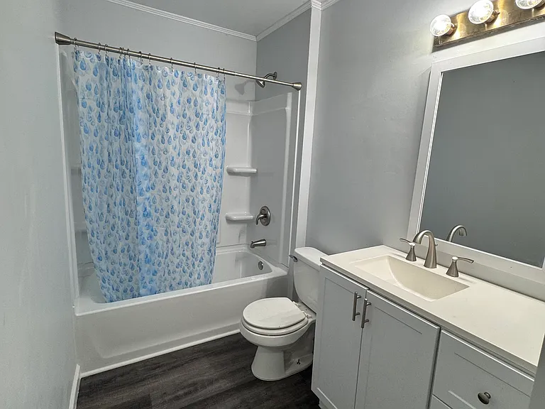 102 Weatherbark Cir — Photo 19