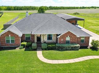 1415 Meadowbrook Ln, Nevada, TX 75173