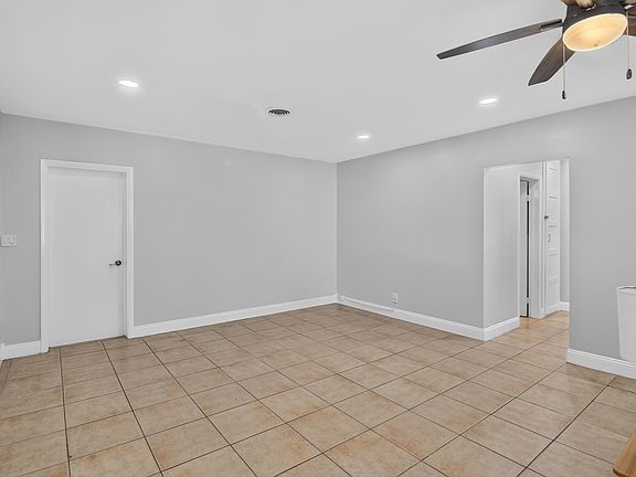 5th image of 3400 NE 5th Avenue