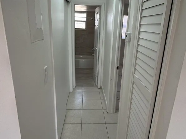 2506 Pierce St APT 3B, Hollywood, FL 33020
