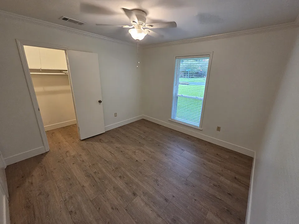 262 Halfway Tree Rd