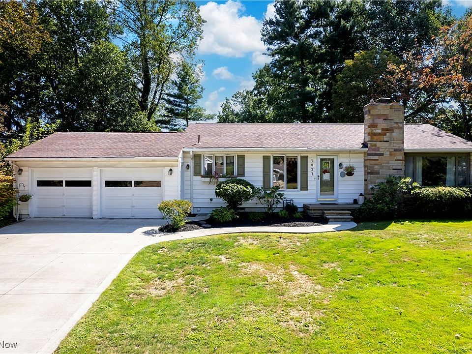 1st image of 1037 Mayflower Dr