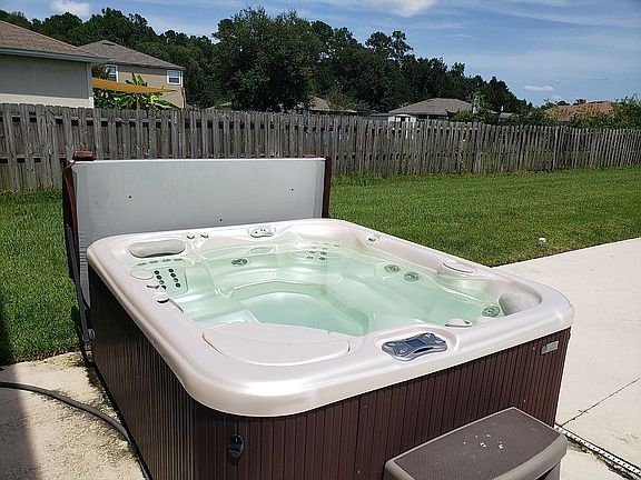 4th image of 2854 Woodstone Dr