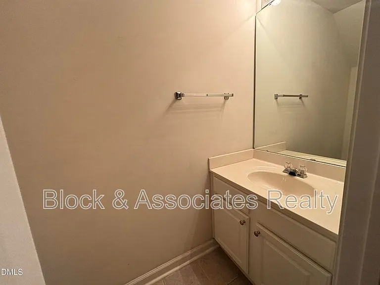 7252 Corvette Ct — Photo 19