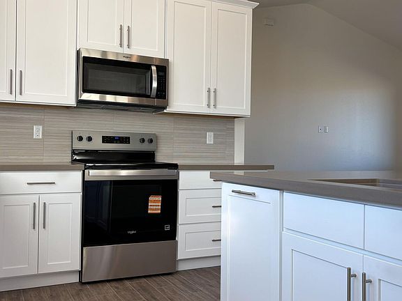 5th image of 1800 W Caramel Court