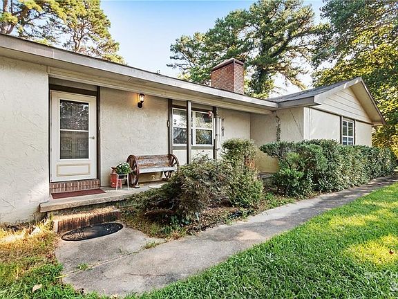 3rd image of 2 Pruitt Ln