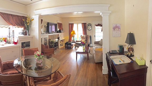 3rd image of 4571 Kansas St