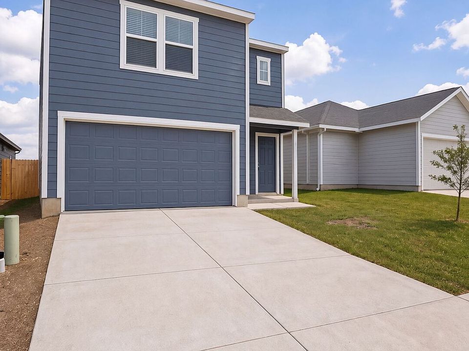 1st image of 526 Layne Overlook