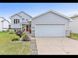 7916 77th St S, Cottage Grove, MN 55016