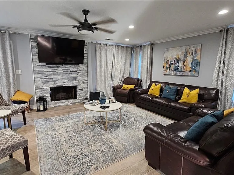 1005 Chads Rdg — Photo 4