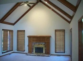 3741 SW Spring Creek Dr, Topeka, KS 66610