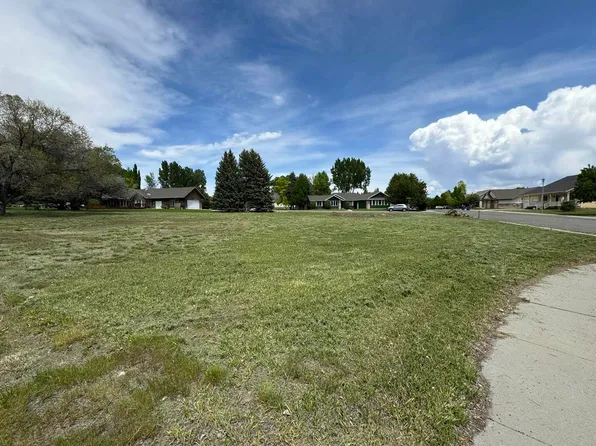 Westchester Cir, Riverton, WY 82501