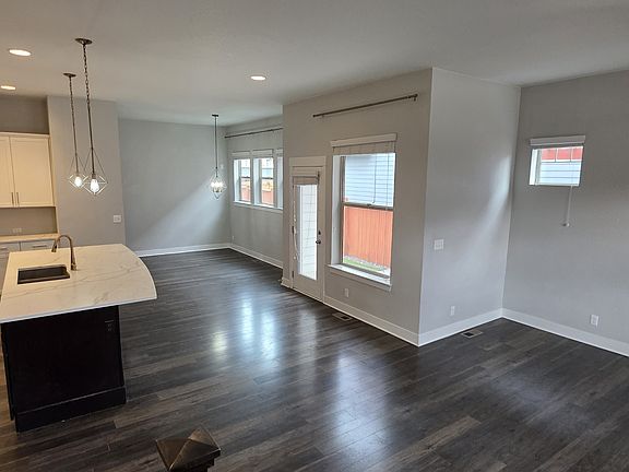 4th image of 11379 E 25th Dr