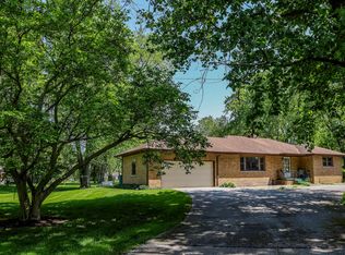 6255 Arthur St, Merrillville, IN 46410