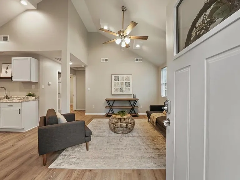 204 N Bellemeade Ave — Photo 3