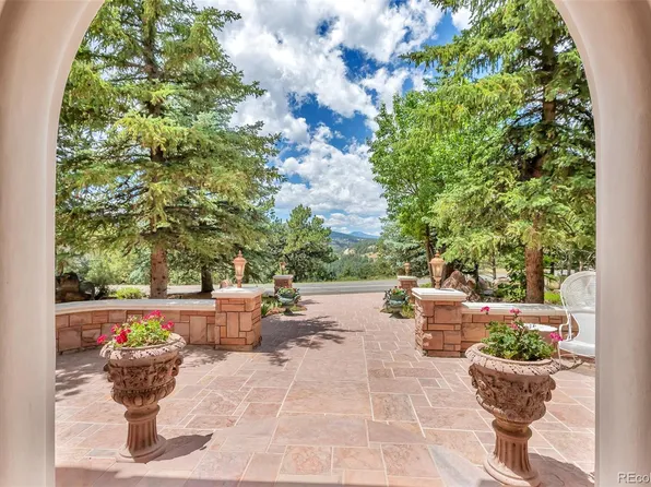 28 Indian Paintbrush Drive, Golden, CO 80401