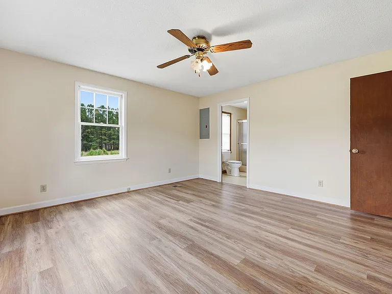 763 Tingen Rd — Photo 7