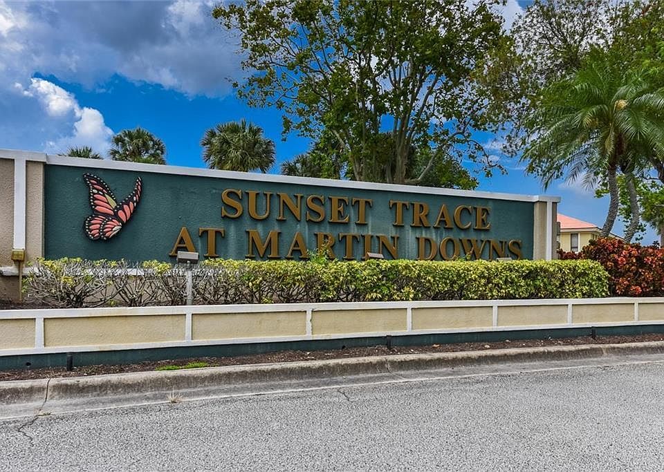 1st image of 2902 SW Sunset Trace Cir