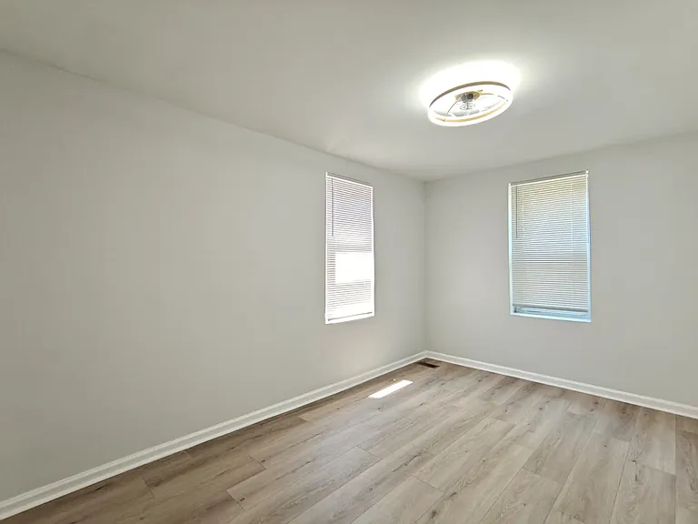5721 Broomall St — Photo 10