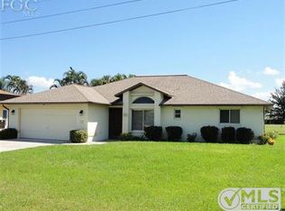 841 SE 3rd Pl, Cape Coral, FL 33990