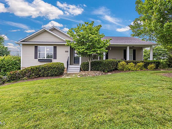 2nd image of 355 Wayland Dr