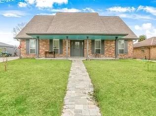 419 Palm Dr, Braithwaite, LA 70040