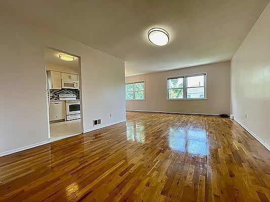 1st image of 15-59 208th St #2