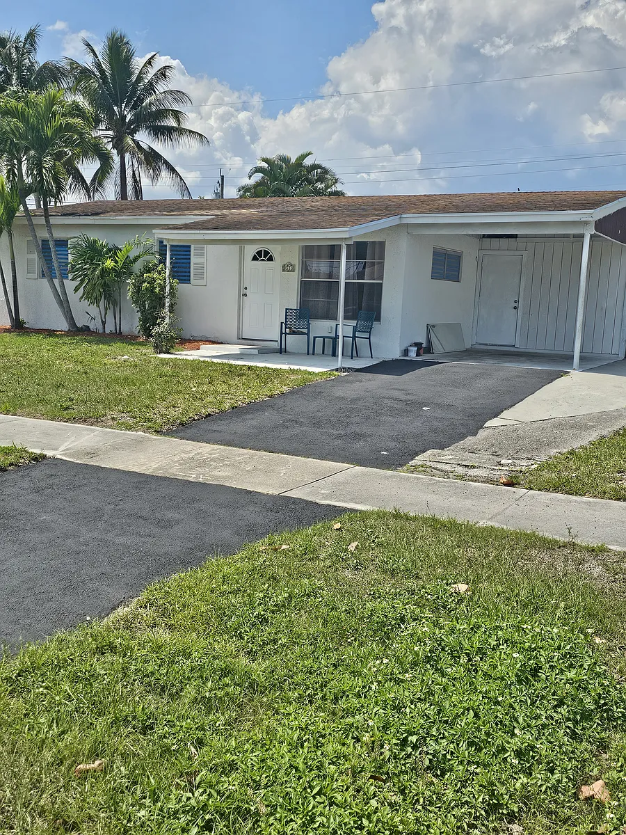 Building Photo - 9513 Keating Dr #3L