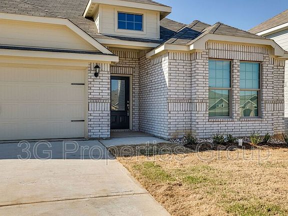 4th image of 316 Lowery Oaks Trl