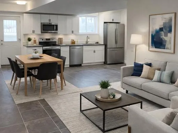 720 Grand Marais Rd E, Windsor, ON N8X 3H8