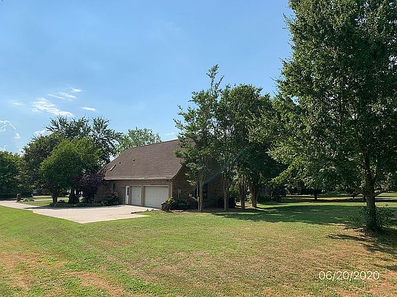 2nd image of 320 Franklin Heights Dr