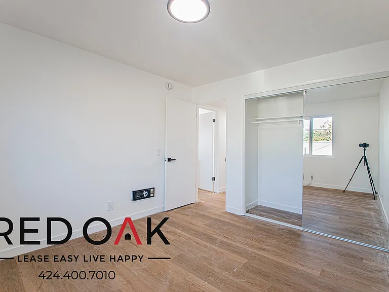 11051 Barnwall St #10 — Photo 15