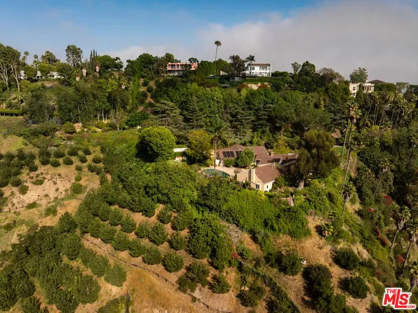 1037 Bel Air Ct, Los Angeles, CA 90077