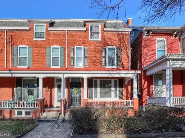 113 W Main St, Ephrata, PA 17522