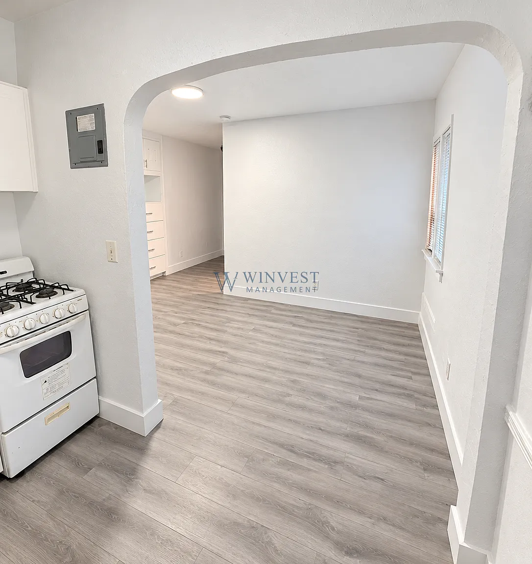 Affordable Hollywood 1BR | 8 Min to the Beach | Great Location — Photo 1