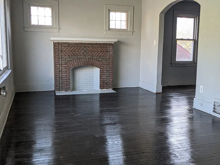 9342 Northlawn St — Photo 3