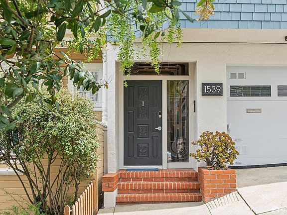 5th image of 1539 Diamond St