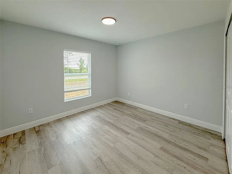 608 Cougar Blvd — Photo 8