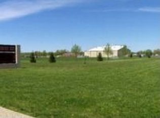 4 Sanner Dr, Yardley, PA 19067