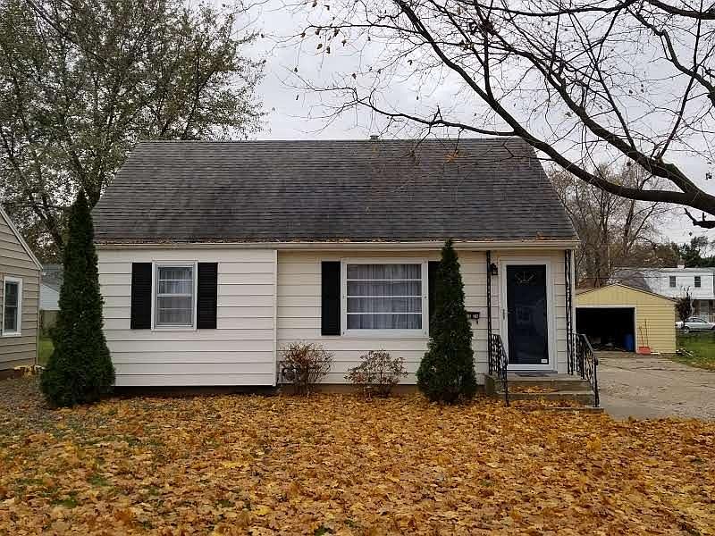 1st image of 1624 Pierce Ave